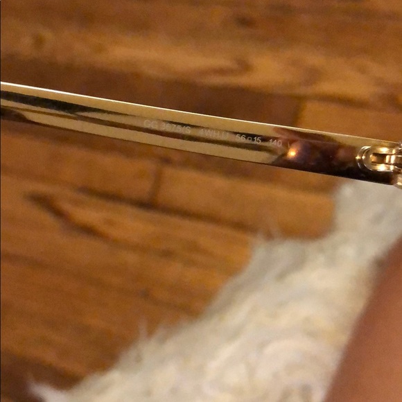 Gucci authentic sunglasses - Picture 6 of 8